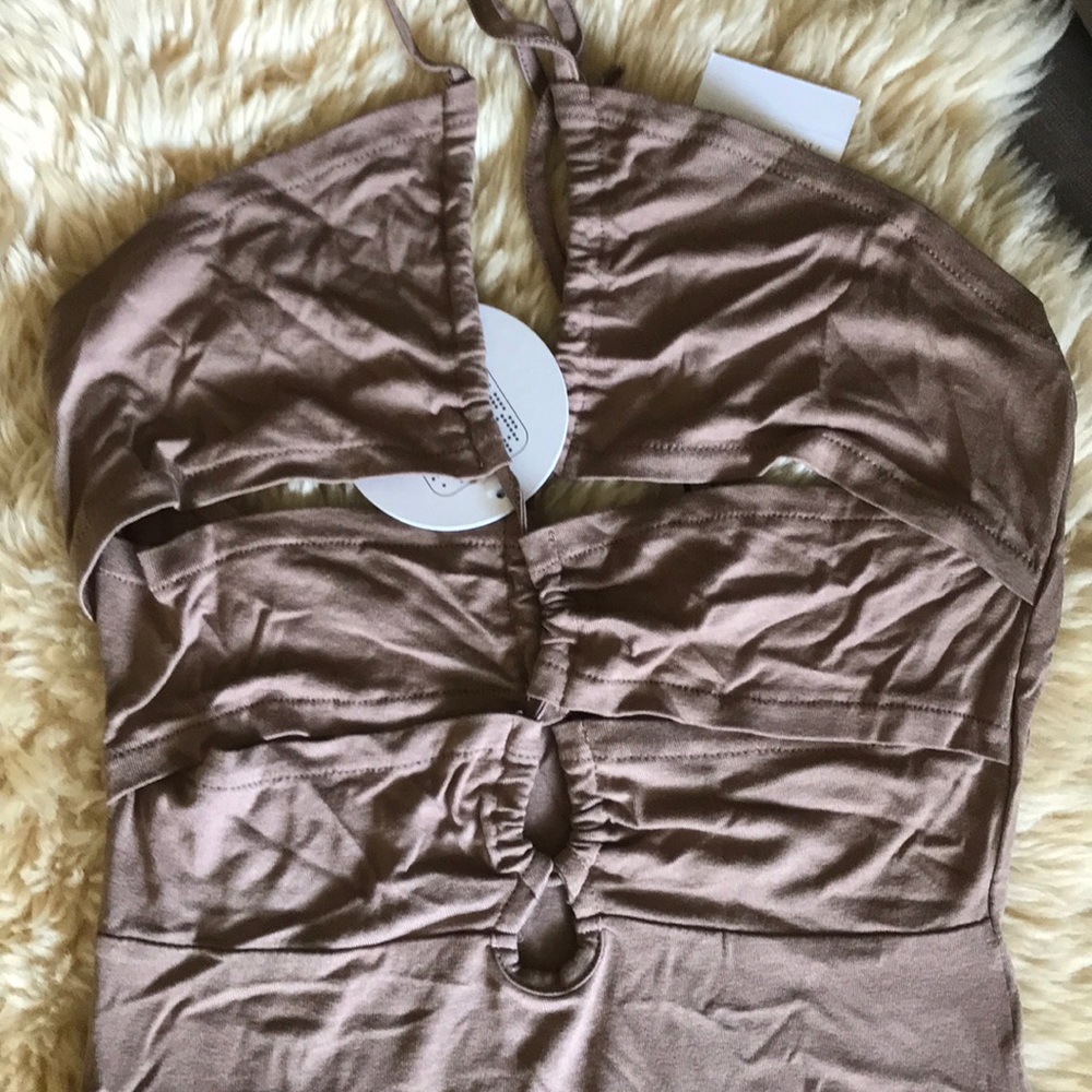 Na-KD Top-body hugger , camel color
